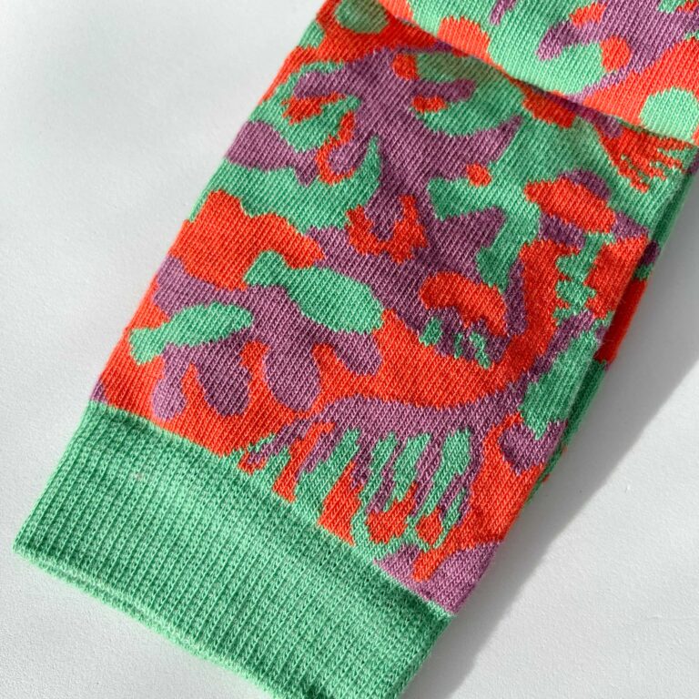 chaussettes tricotées pour le concours Textile Addict 2025