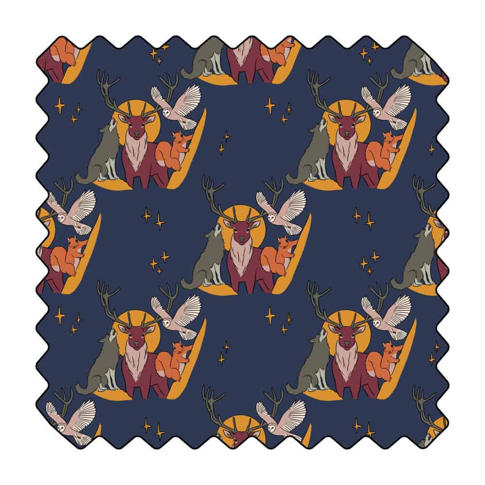 Cerf, loup, écureuil et chouette au crépuscule